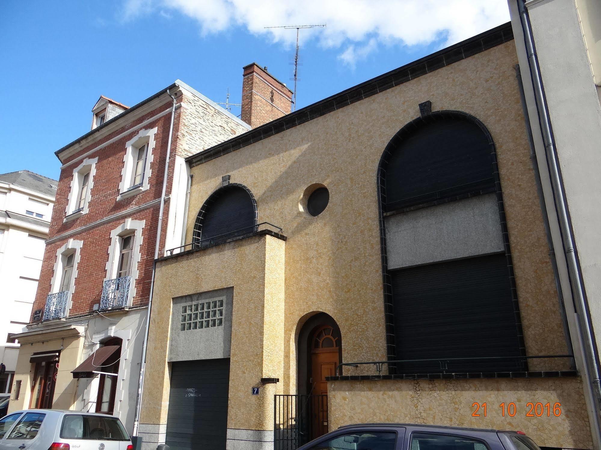Garden Apparts Rennes Centre Gare ภายนอก รูปภาพ